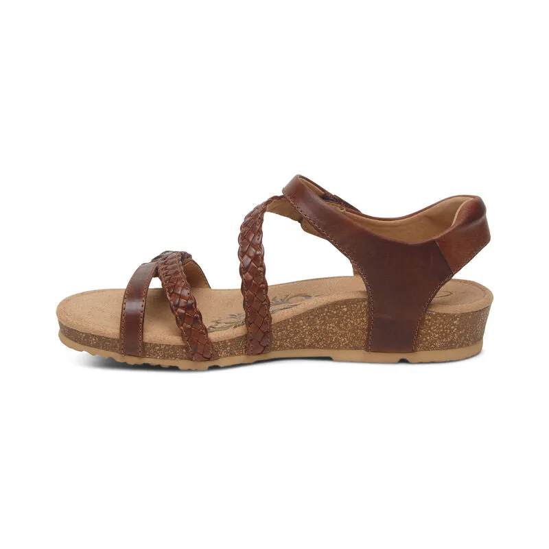 WOMEN'S AETREX JILLIAN BRAIDED QUARTER STRAP SANDAL | WALNUT